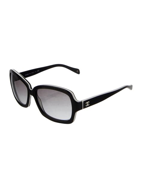 Chanel Interlocking CC Logo Square Sunglasses 